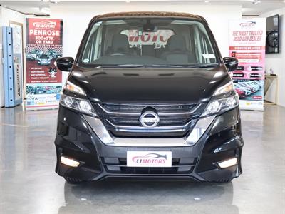 2016 Nissan Serena - Thumbnail