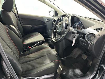 2013 Mazda Demio - Thumbnail