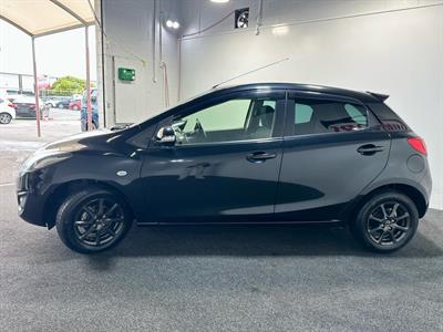 2013 Mazda Demio - Thumbnail