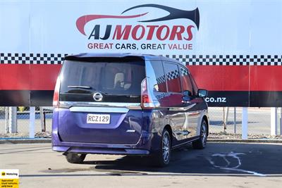 2016 Nissan Serena - Thumbnail