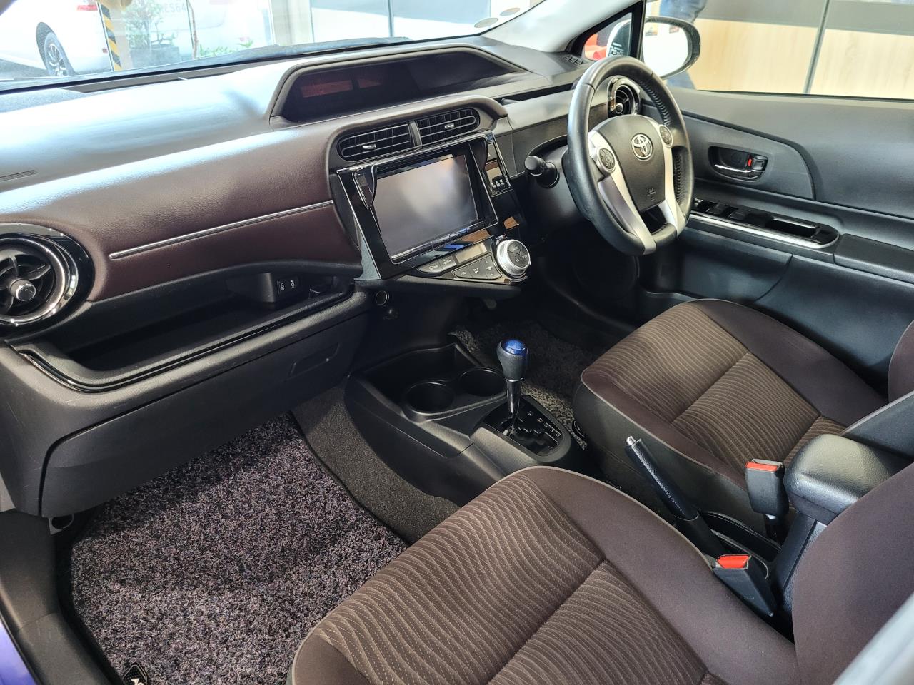 2016 Toyota Aqua