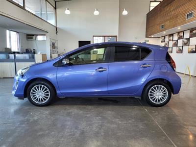 2016 Toyota Aqua - Thumbnail