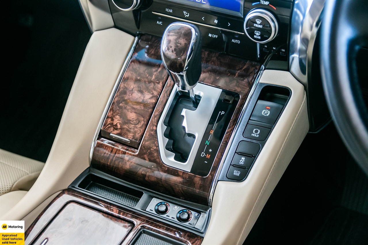 2021 Toyota Alphard