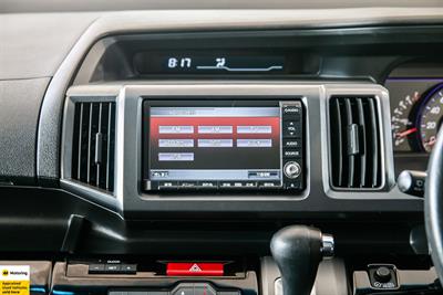 2012 Honda Step Wagon - Thumbnail