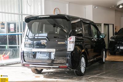 2012 Honda Step Wagon - Thumbnail