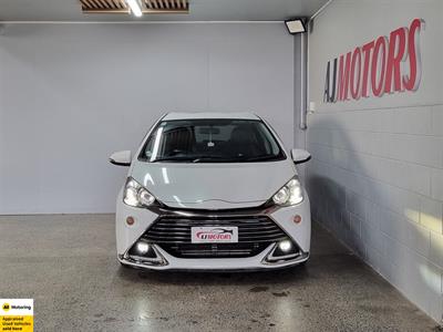 2015 Toyota Aqua - Thumbnail