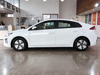 2022 Hyundai IONIQ - Thumbnail
