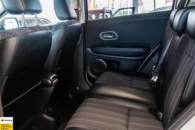 2014 Honda Vezel - Thumbnail