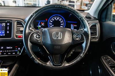 2014 Honda Vezel - Thumbnail