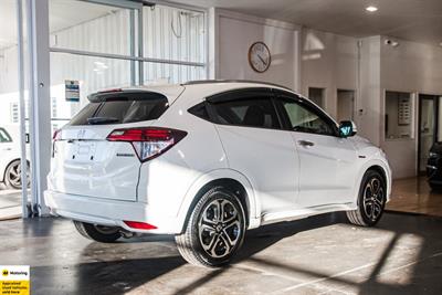 2014 Honda Vezel - Thumbnail