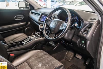 2014 Honda Vezel - Thumbnail