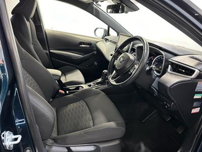 2018 Toyota Corolla - Thumbnail