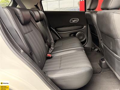 2017 Honda Vezel - Thumbnail