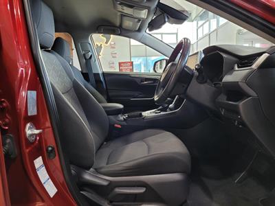 2021 Toyota RAV4 - Thumbnail