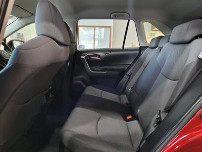 2021 Toyota RAV4 - Thumbnail