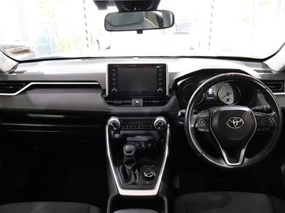 2021 Toyota RAV4 - Thumbnail