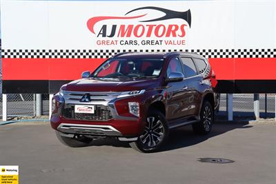 2023 Mitsubishi Pajero Sport - Thumbnail
