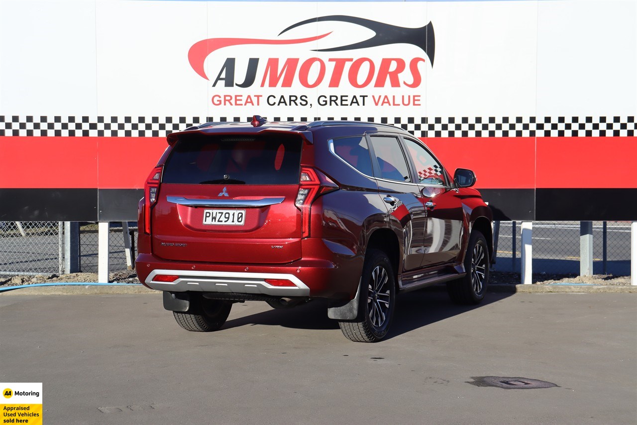 2023 Mitsubishi Pajero Sport