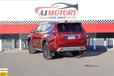 2023 Mitsubishi Pajero Sport - Thumbnail
