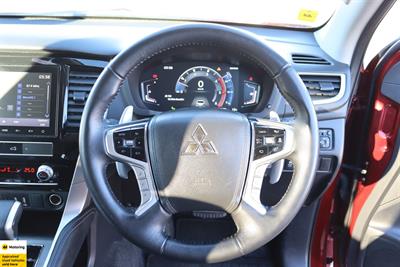 2023 Mitsubishi Pajero Sport - Thumbnail