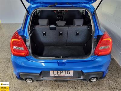 2018 Suzuki Swift - Thumbnail