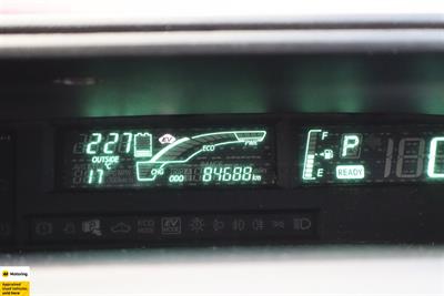 2013 Toyota Aqua - Thumbnail