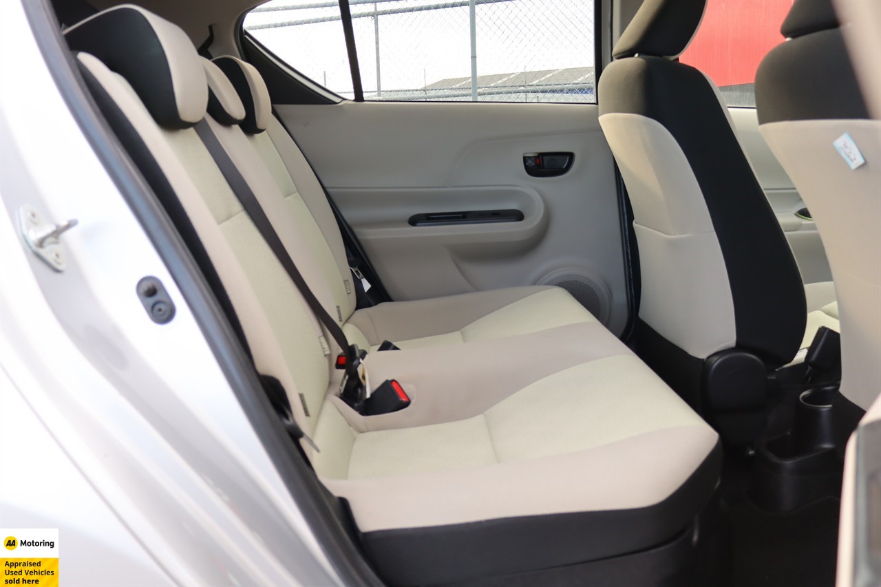 2013 Toyota Aqua