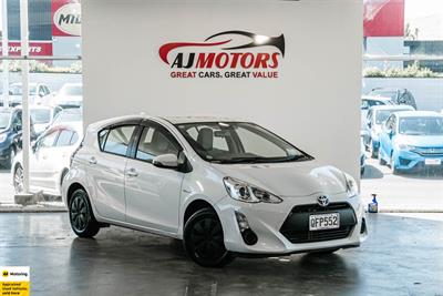 2015 Toyota Aqua - Thumbnail