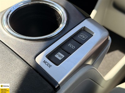 2012 Toyota Prius - Thumbnail