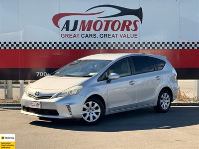 2012 Toyota Prius - Thumbnail