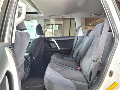 2016 Toyota Land Cruiser Prado - Thumbnail