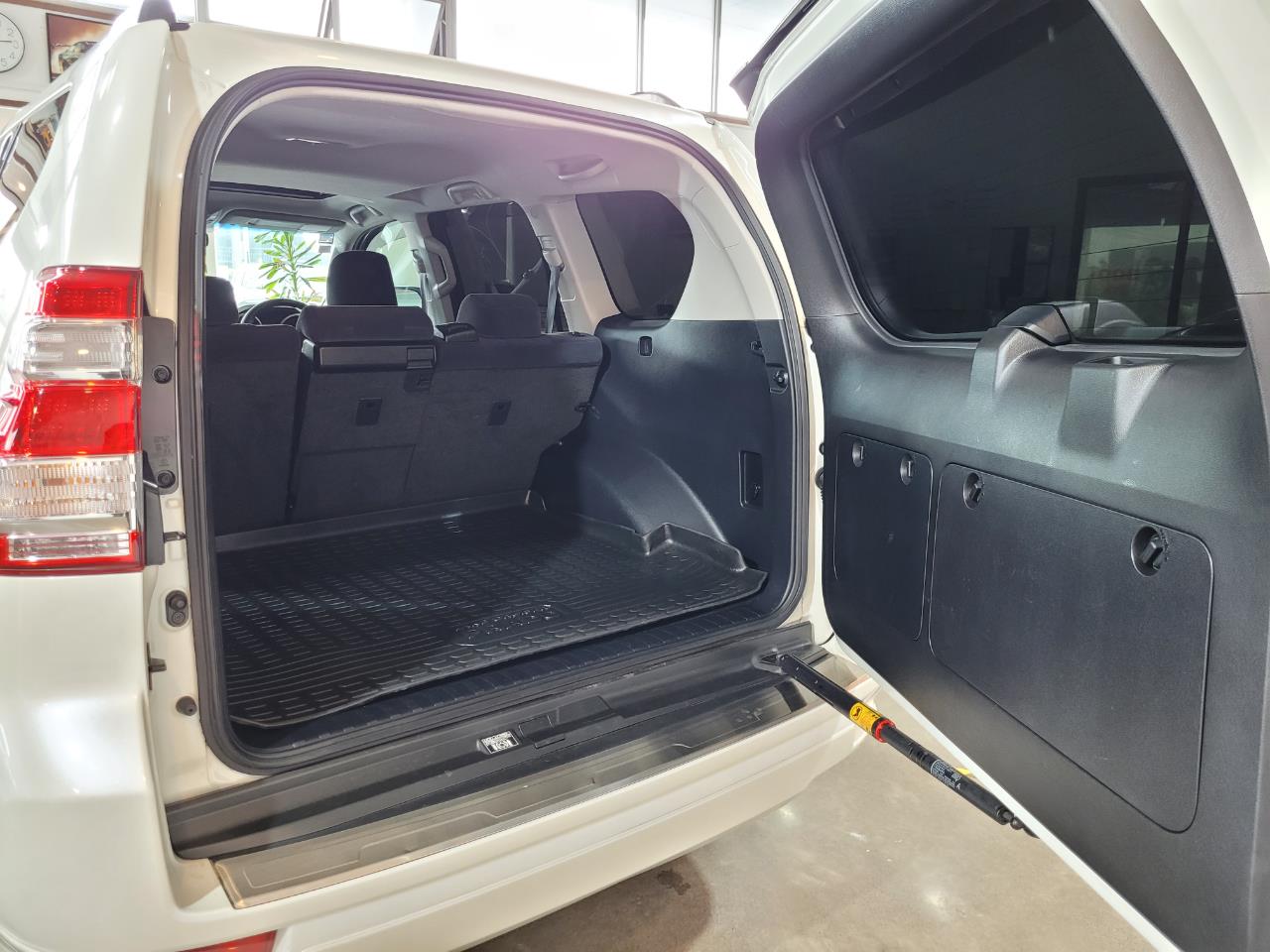 2016 Toyota Land Cruiser Prado