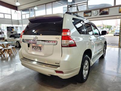 2016 Toyota Land Cruiser Prado - Thumbnail
