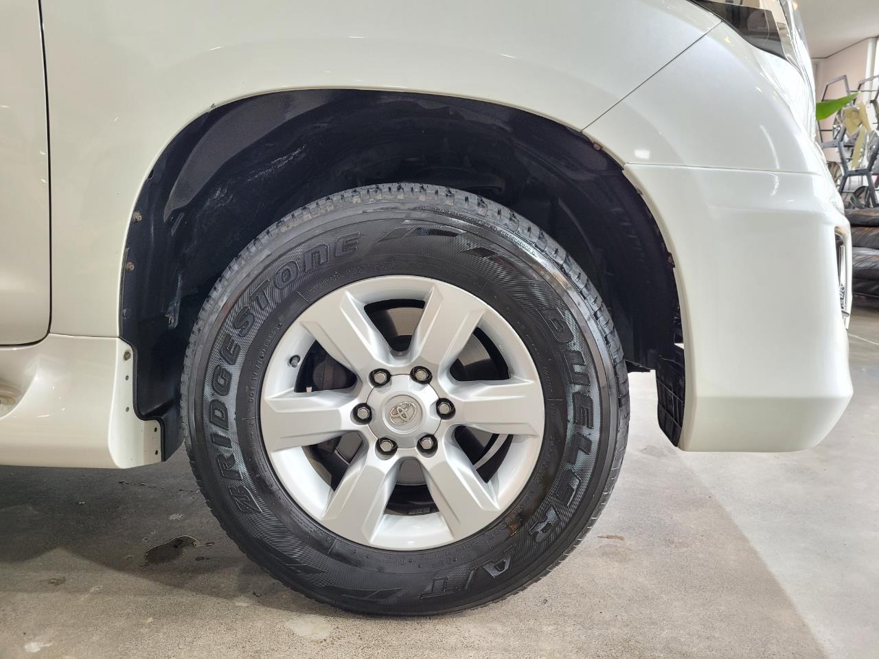 2016 Toyota Land Cruiser Prado