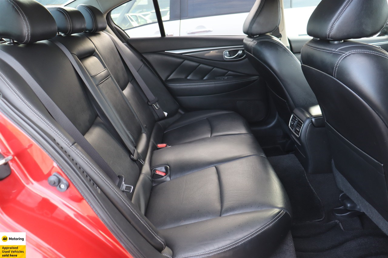 2014 Nissan Skyline