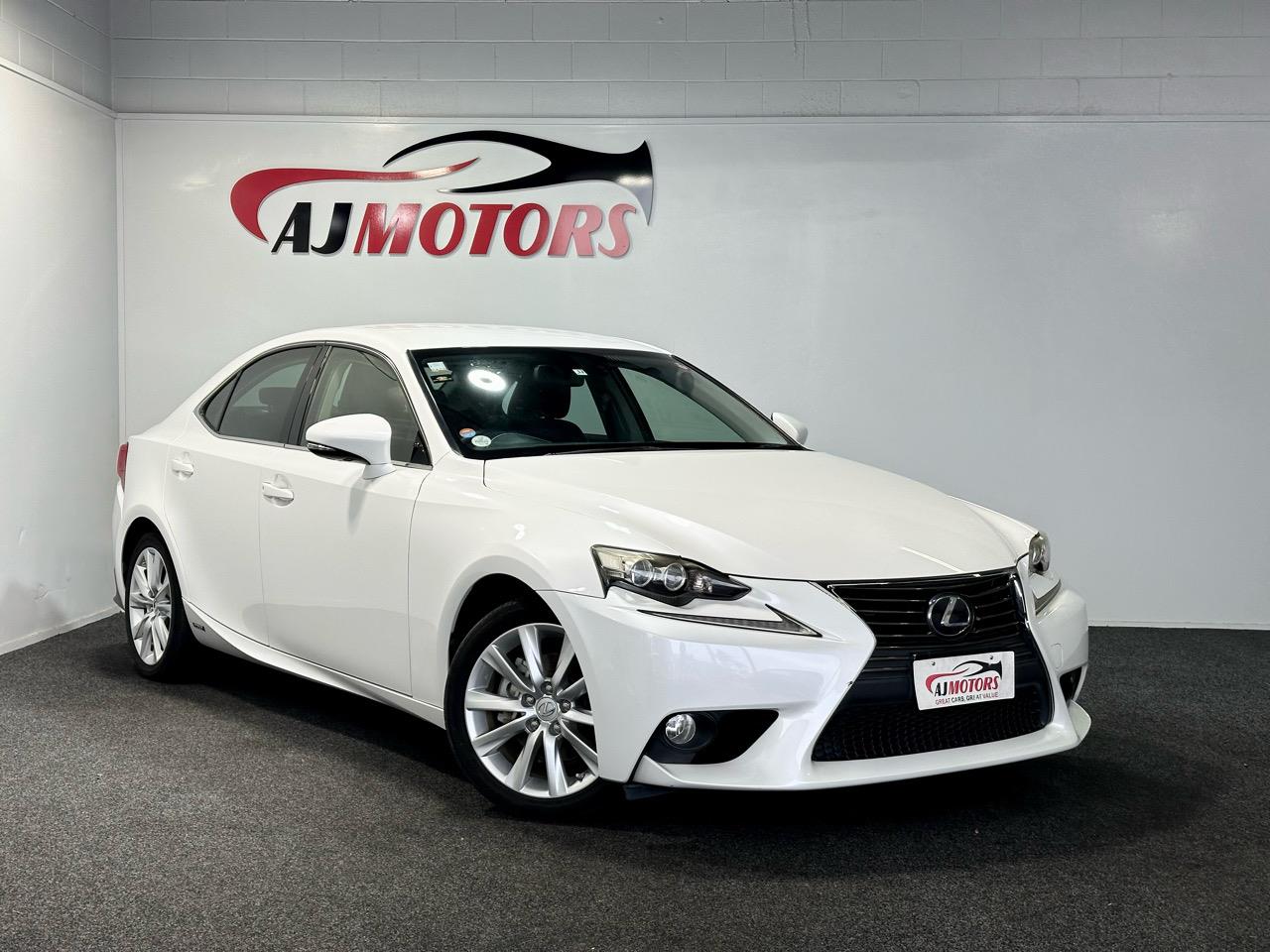 2013 Lexus IS300h