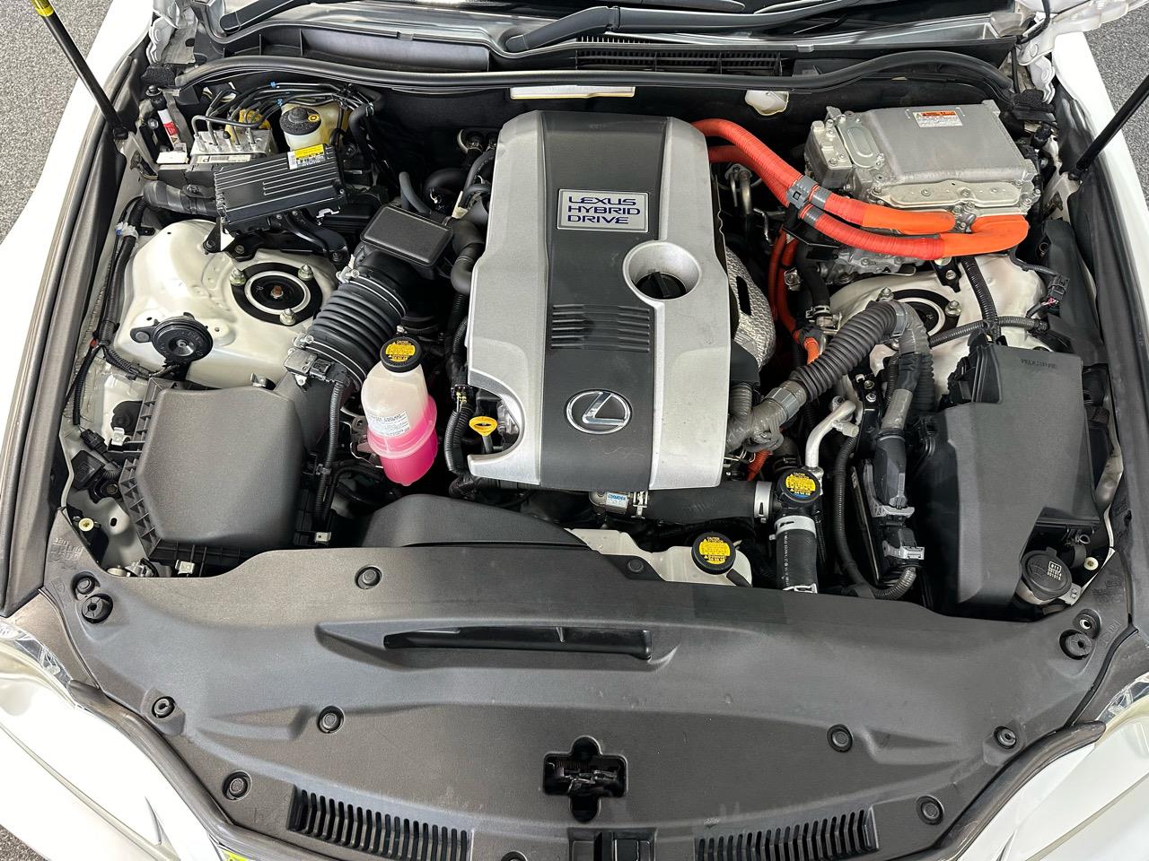 2013 Lexus IS300h