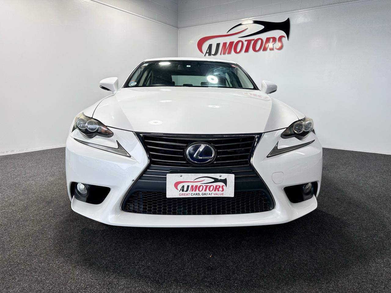 2013 Lexus IS300h