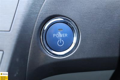 2012 Toyota Prius - Thumbnail