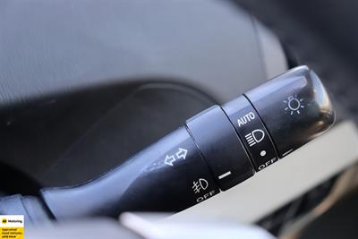 2012 Toyota Prius - Thumbnail