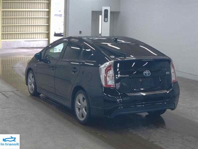 2014 Toyota Prius - Thumbnail