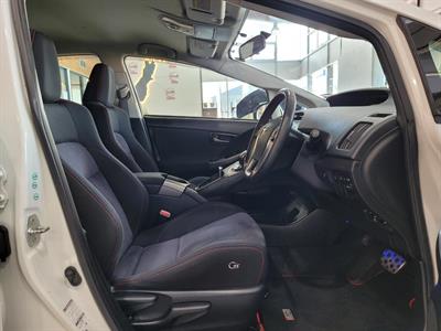 2012 Toyota Prius - Thumbnail