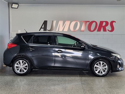 2014 Toyota Auris - Thumbnail