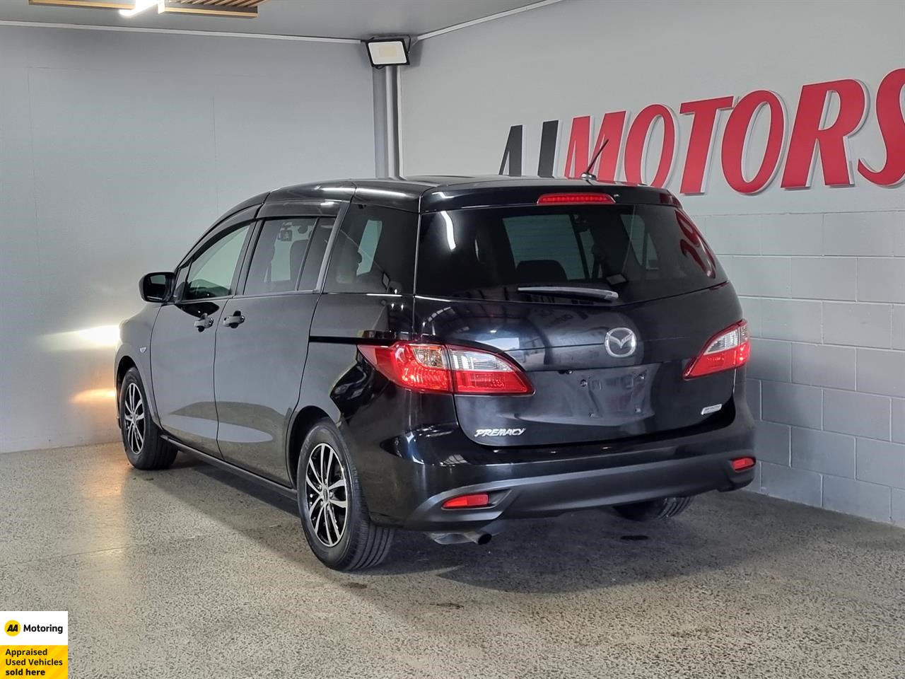 2014 Mazda Premacy