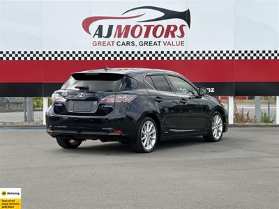 2012 Lexus CT 200h - Thumbnail