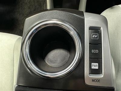 2012 Toyota Prius - Thumbnail