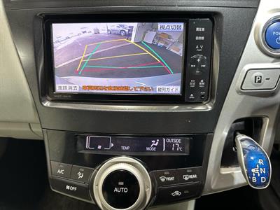 2012 Toyota Prius - Thumbnail