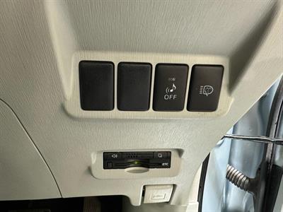 2012 Toyota Prius - Thumbnail