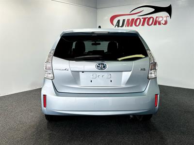 2012 Toyota Prius - Thumbnail