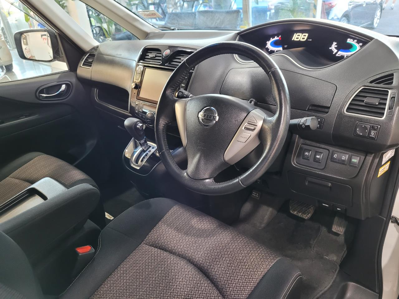 2014 Nissan Serena